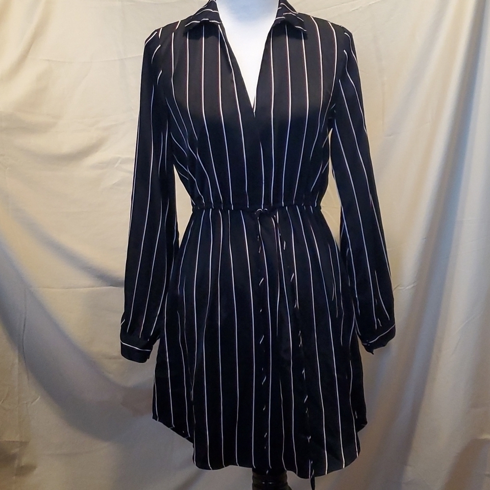 Lush V-Neck Striped Collared Front Tie Midi Dress SZ SM